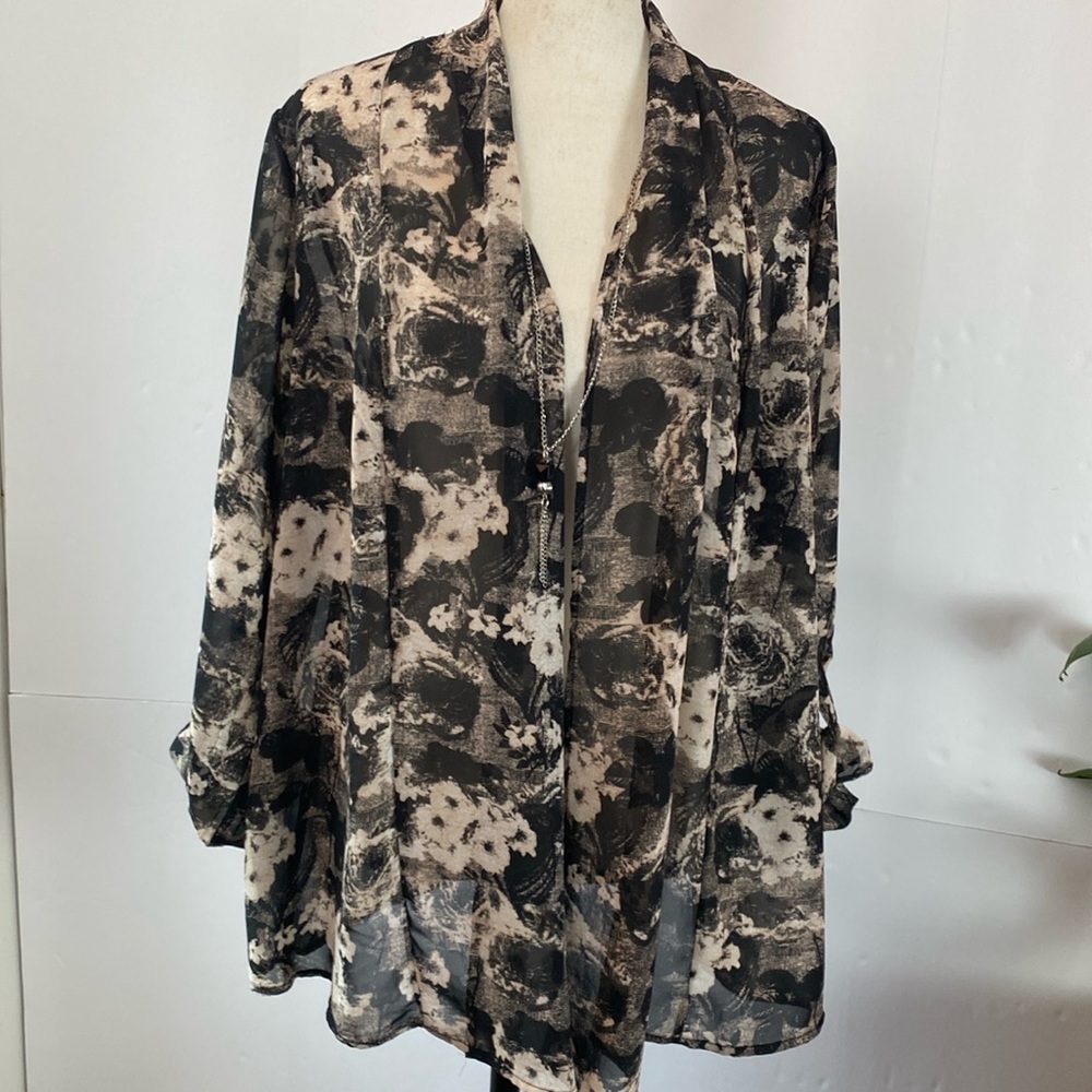 NOTATIONS Women Size L Open Blouse  Sheer Lightweight Roll Tab Sleeve W/ Pendant